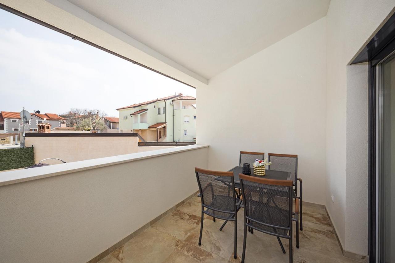 Villa Nur Pula Exterior foto